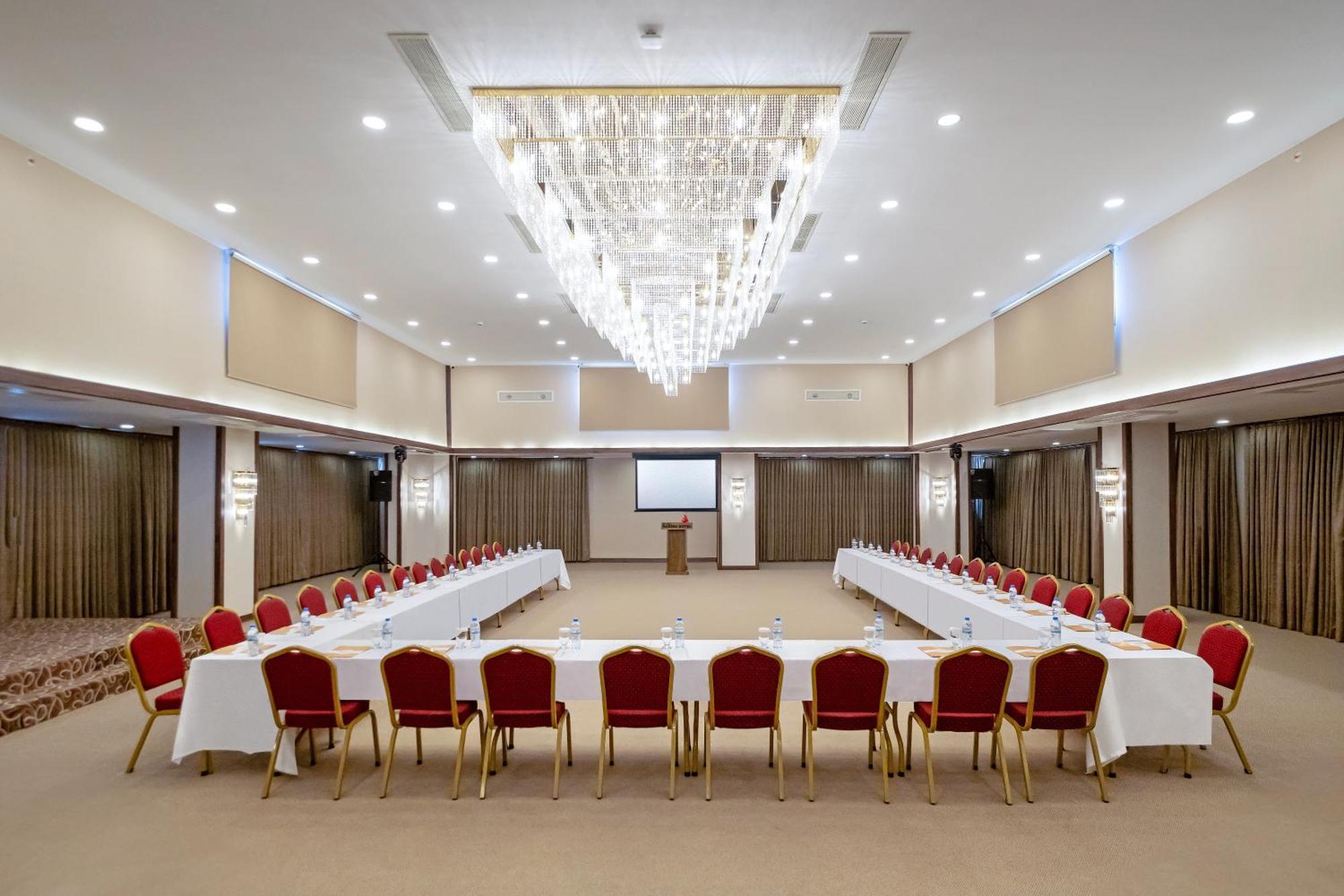 Park Dedeman Mersin Marina Ciftlik  Luaran gambar